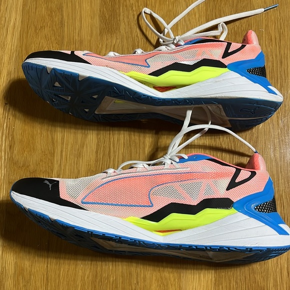 Preowned Men’s Puma Ultraride running shoe, coral/ blue/ white/black, size 12 - Picture 6 of 9